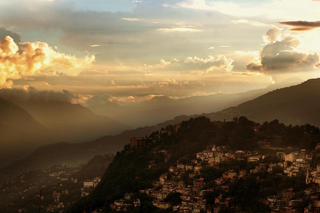 Hotel Tarayana Grand Gangtok Zewnętrze zdjęcie